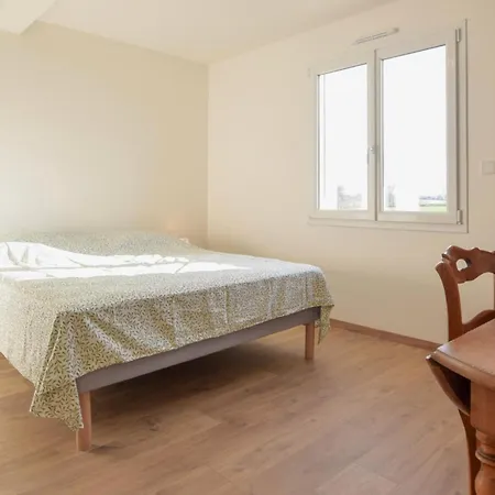 Cozy Home In Bacilly With Wifi